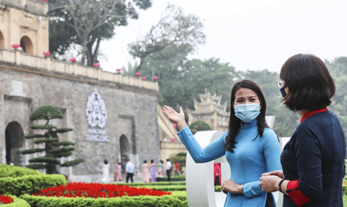 Giải quyết tình trạng thiếu hụt hướng dẫn viên du lịch hậu đại dịch 