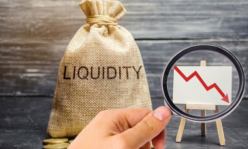 Nền lãi suất cao cản trở dòng vốn vào chứng khoán, thanh khoản 2023 dự báo giảm 30%