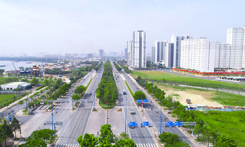 Thị trường nhà ở TP.HCM: Người mua ngập ngừng chờ chính sách mới