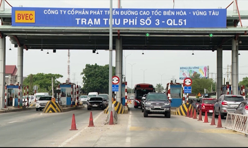 Tạm dừng thu phí BOT Quốc lộ 51 từ ngày 13/1 dù còn 