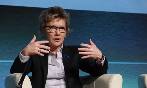 Ngày càng có nhiều quan chức Fed muốn giảm tốc độ tăng lãi suất về 0,25 điểm phần trăm