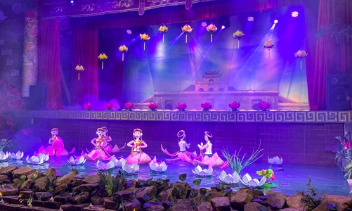 Du lịch đêm và mục tiêu thu hút 3 triệu lượt khách quốc tế đến Hà Nội năm 2023