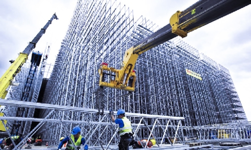 Ngành thép hy vọng vào “lực kéo” từ đầu tư công