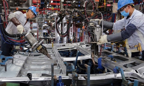 Chỉ số PMI được cải thiện, ngành sản xuất Việt Nam vẫn suy giảm