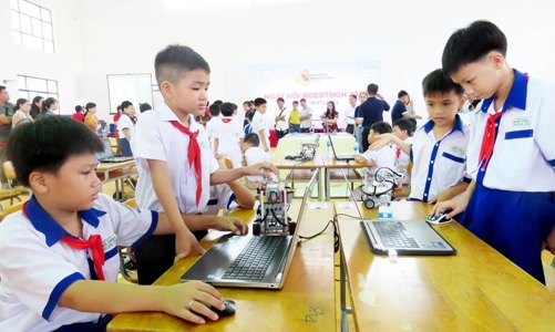 Điểm mới của Chương trình giáo dục phổ thông 2018: “Học qua làm”