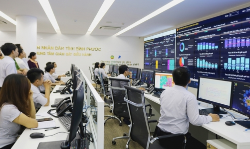 Nghiêm cấm hành vi truy cập trái phép, khai thác, sử dụng, tiết lộ thông tin dữ liệu cán bộ, công chức