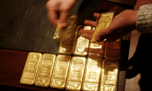 Vàng trượt giá vì đồng USD ngày càng mạnh lên