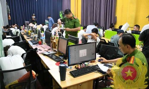 “Lách luật” đòi nợ thuê bằng hợp đồng trợ giúp pháp lý