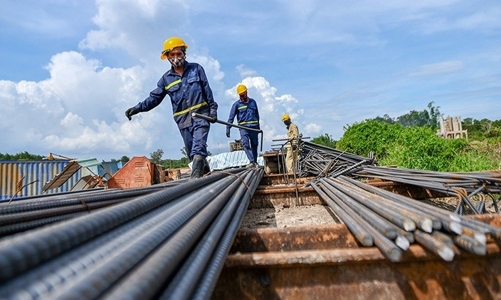 Triển vọng cổ phiếu đầu tư công: Rủi ro là tiến độ giải ngân