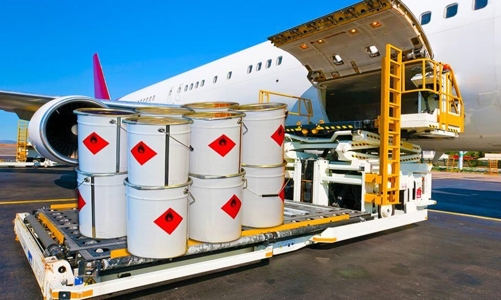 Vận tải hàng hóa tăng mạnh tháng 2, hàng không dẫn đầu với mức tăng 50%