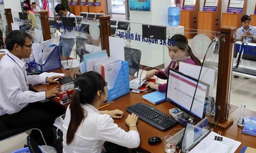 Tinh giản biên chế vẫn chủ yếu giảm người nghỉ hưu, thôi việc