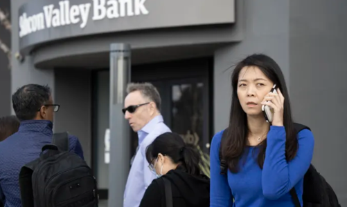 Moody’s hạ triển vọng tín nhiệm hệ thống ngân hàng Mỹ, dự báo Fed còn nâng lãi suất