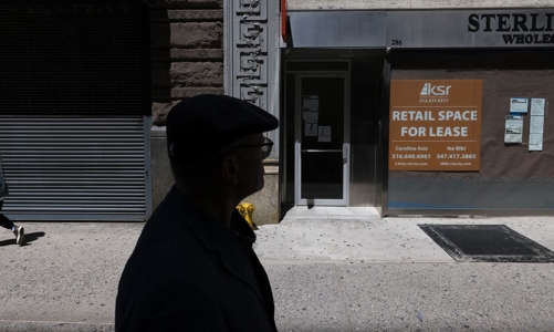 Suy thoái kinh tế ở Mỹ có thể đến sớm do biến cố sụp đổ ngân hàng?