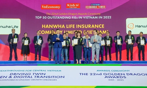 Hanwha Life Việt Nam vinh dự nhận danh hiệu Rồng Vàng lần thứ 9