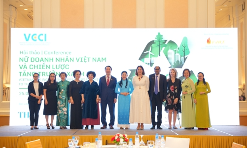 Nữ doanh nhân Việt Nam họp bàn tìm giải pháp thúc đẩy tăng trưởng xanh 