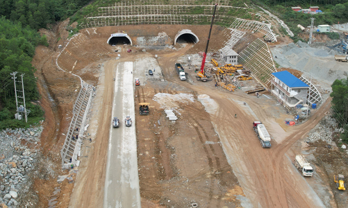 Nhiều tỉnh Bắc Trung Bộ vẫn ì ạch giải ngân vốn đầu tư công