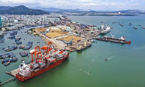 Cần khoảng 313.000 tỷ đồng, ưu tiên nâng cấp luồng hàng hải và xây bến cảng tiềm năng