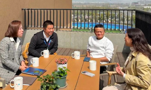 Cuộc sống “hậu Alibaba”  của Jack Ma