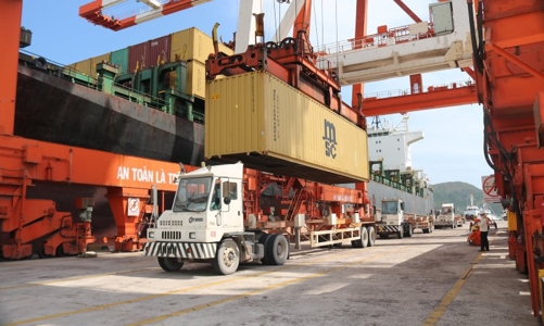 Chặn xe quá tải từ cảng biển, sẽ kiểm tra đột xuất các cảng, bến có dấu hiệu vi phạm