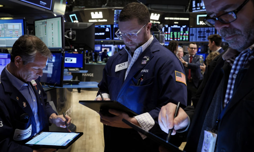 Chứng khoán Mỹ và giá dầu đồng loạt tăng