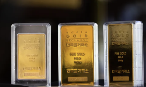 Giá vàng thế giới tăng mạnh, trong nước lình xình