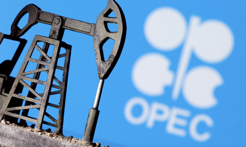 OPEC+ bất ngờ giảm sản lượng, giá dầu tăng vọt 8%, Mỹ 