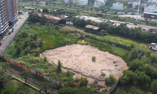 Bất động sản đóng băng, doanh nghiệp đành chọn cách trả lại tiền cho khách