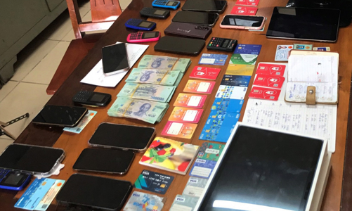 Chiêu thức giả mạo nhân viên, nâng hạn mức thẻ tín dụng để chiếm đoạt tiền