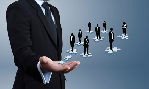 Thu hút nhân tài không chỉ cần lương cao