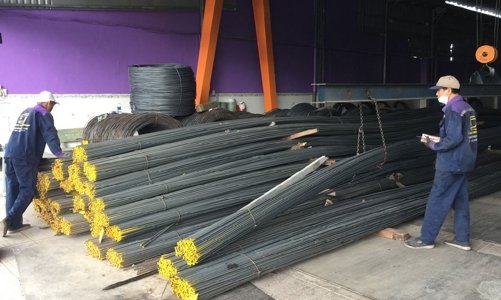 Thép xây dựng tiếp tục giảm giá