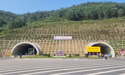 Cận cảnh cao tốc 12.000 tỷ nối liền Ninh Bình - Thanh Hóa thông xe hôm nay