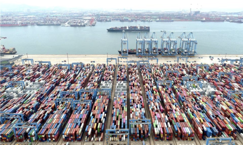 Thương mại tháng 4 của Trung Quốc ảm đạm, tín hiệu xấu cho kinh tế toàn cầu