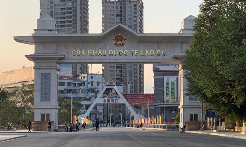 Bốn tháng, thu ngân sách ngành thuế quản lý đạt gần 580.000 đồng, nhiều địa phương 