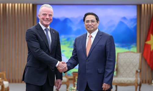 Boeing plans further investment in Vietnam