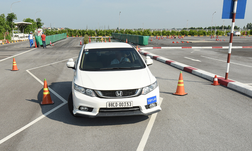 Tích cực ứng dụng công nghệ phục vụ thanh kiểm tra, đẩy lùi gian lận trong đào tạo lái xe
