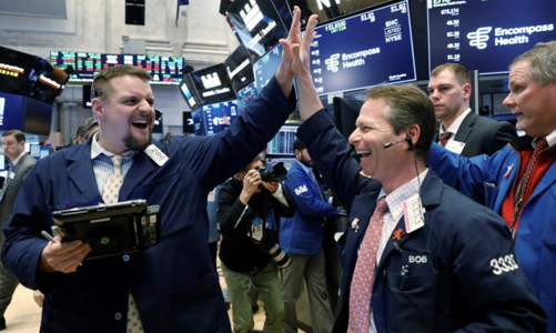 Chứng khoán Mỹ và giá dầu cùng “xanh rực” sau khi ông Biden tuyên bố Mỹ sẽ không vỡ nợ