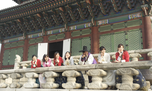 Khám phá cung điện hoàng gia “hút” doanh thu cho du lịch Hàn Quốc