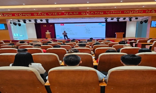 Chiến lược Phát triển bền vững thông qua Văn hóa Doanh nghiệp tại PTF 