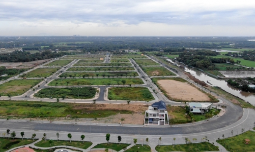 Hàng loạt dự án còn thiếu sót trong thực hiện thủ tục đất đai ở Hòa Bình