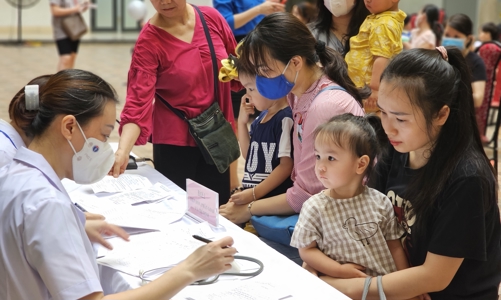 Hơn 6 triệu trẻ em trên toàn quốc được bổ sung vitamin A trong đợt 1 