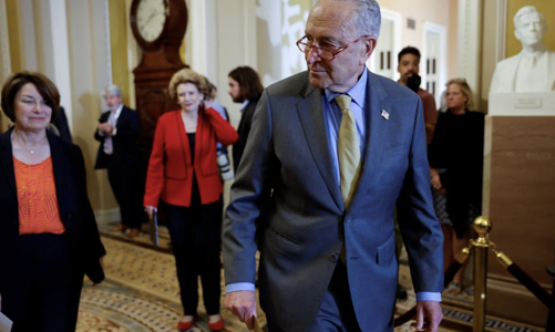 Dự luật trần nợ “qua ải” Thượng viện, Mỹ thoát bờ vực vỡ nợ