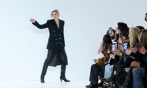 Giám đốc sáng tạo của Chloé từ chức để hợp tác kinh doanh với Angelina Jolie?