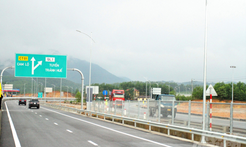 Đảm bảo lưu thông thông suốt cao tốc Cam Lộ - La Sơn, nghiên cứu phương án thu giá để hoàn vốn