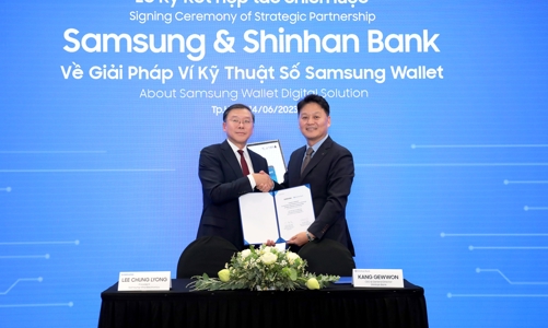 Samsung và ngân hàng Shinhan hợp tác triển khai giải pháp tài chính  