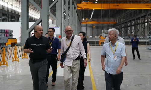 Ô tô điện: Cùng VinFast, Việt Nam trên đà phát triển nhanh mạnh