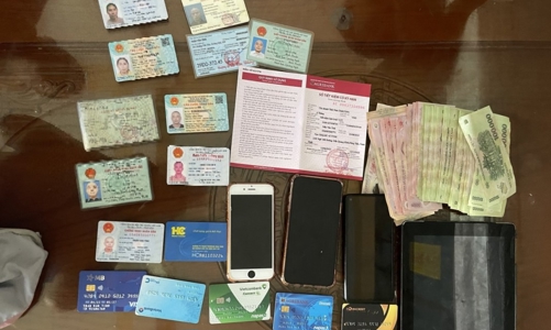 Lừa đảo chiếm đoạt tài sản trong việc bán vé máy bay giá rẻ qua mạng 