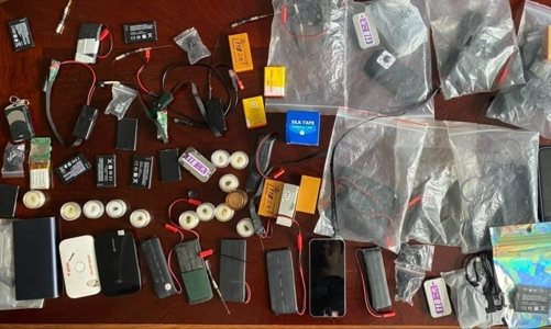 Triệt phá 2 đường dây cung cấp thiết bị gian lận thi cử quy mô lớn 