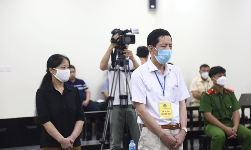 Hai cựu giảng viên lĩnh án vì 