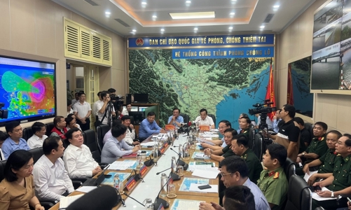 Phó Thủ tướng Trần Lưu Quang: Tuyệt đối không được chủ quan, lờ là với cơn bão số 1