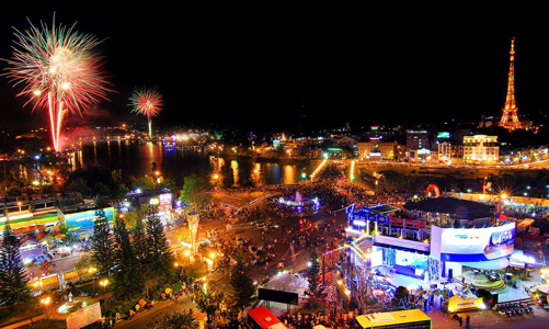 Hình thành tổ hợp giải trí đêm riêng biệt tại 12 tỉnh thành vào 2030